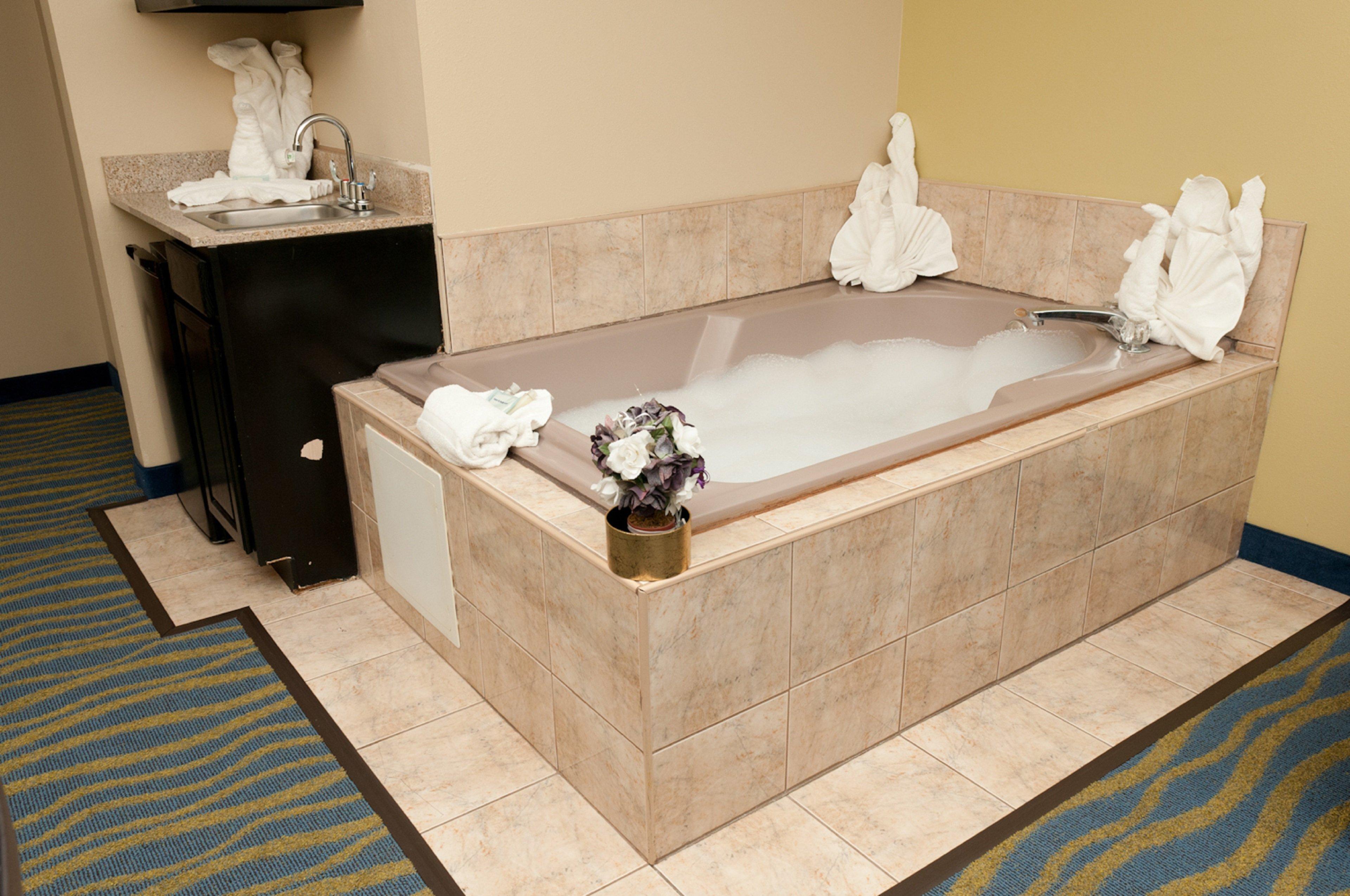 Holiday Inn Express Hotel & Suites Bloomington-Normal University Area By Ihg Kültér fotó