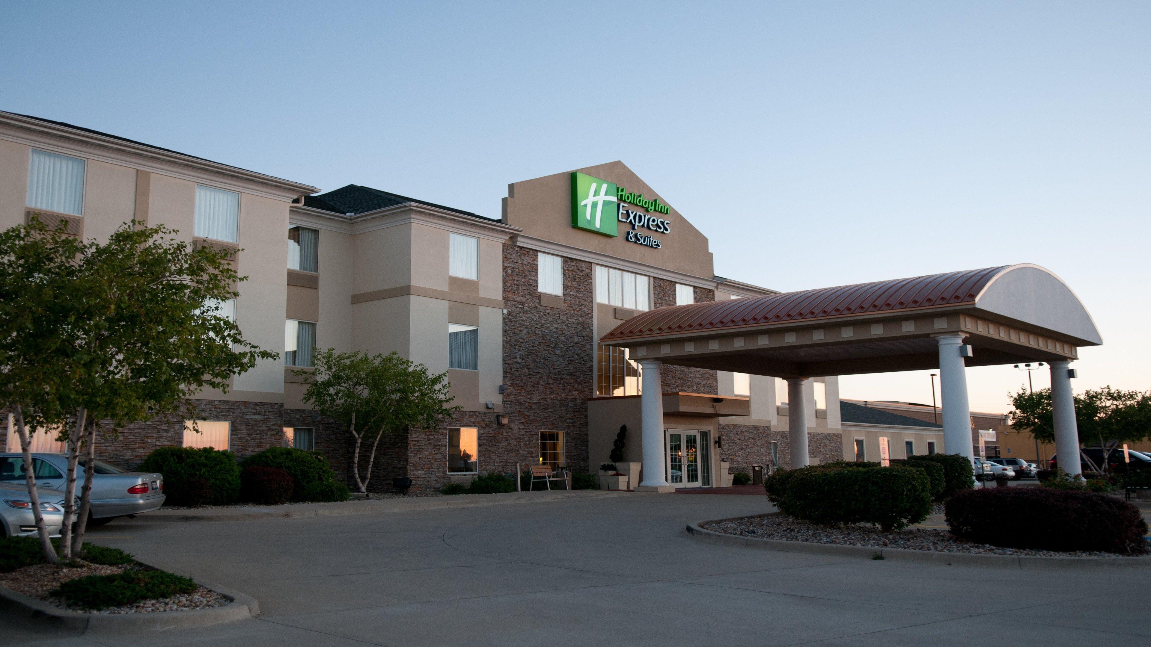 Holiday Inn Express Hotel & Suites Bloomington-Normal University Area By Ihg Kültér fotó