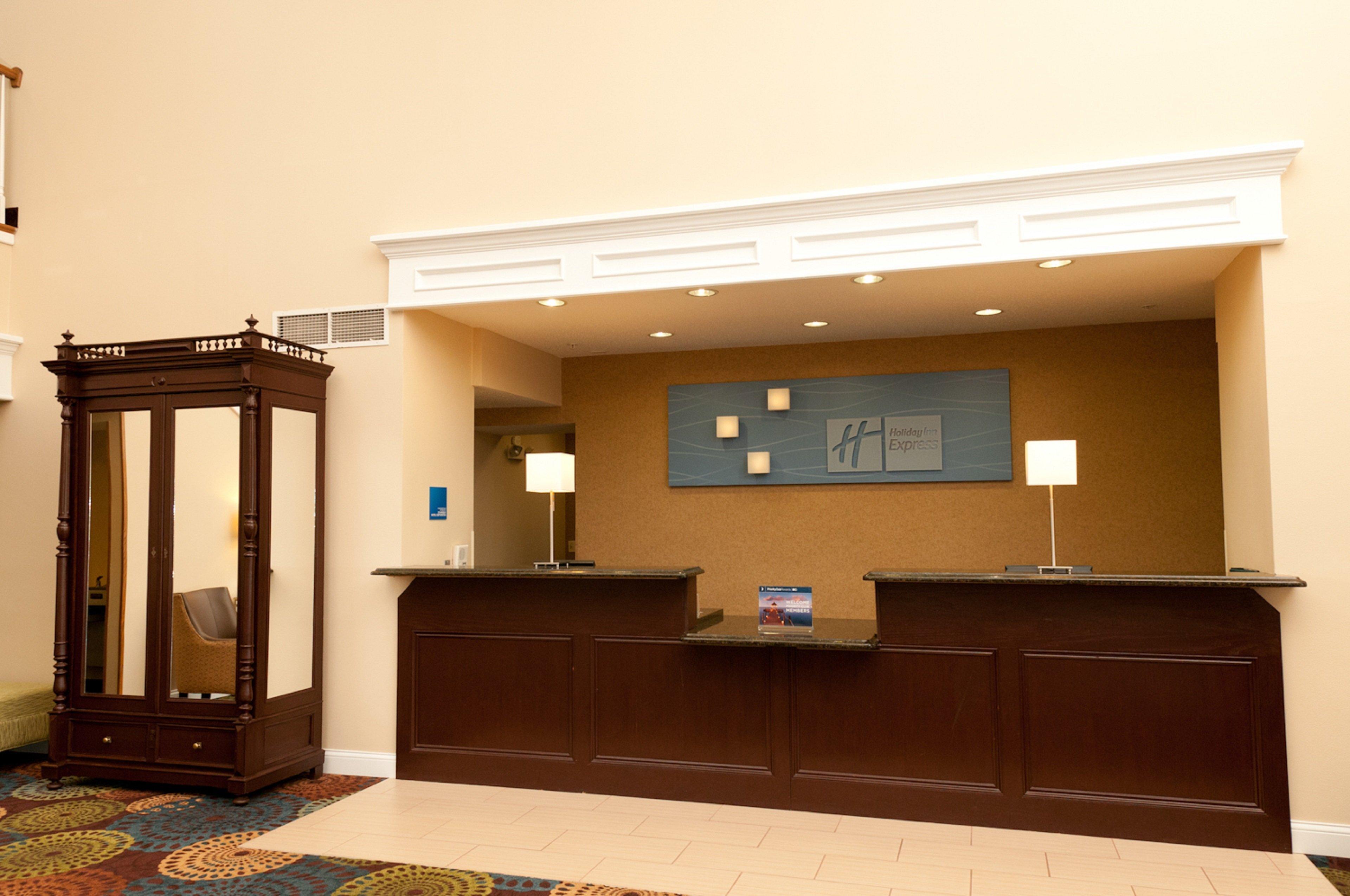 Holiday Inn Express Hotel & Suites Bloomington-Normal University Area By Ihg Kültér fotó